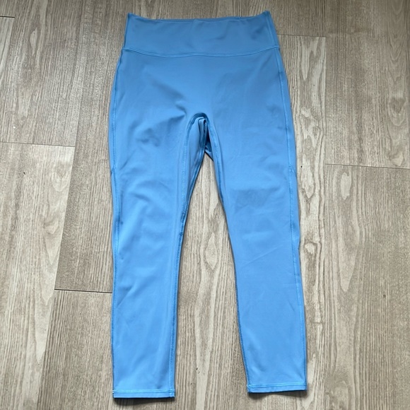 FABLETICS Trinity Motion365® High-Waisted Capri - Picture 5 of 11